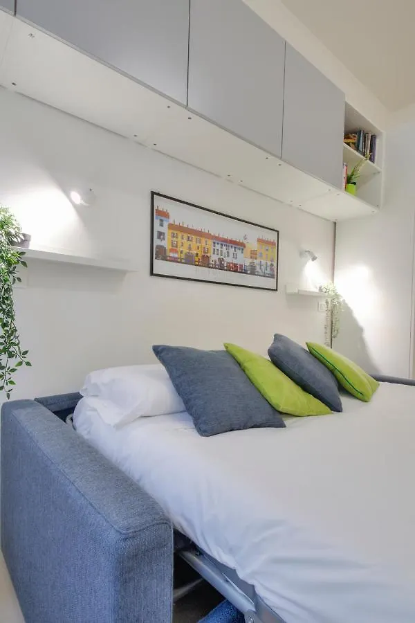 I Host Apartment - Cossa 19 ミラノ 0*,  イタリア