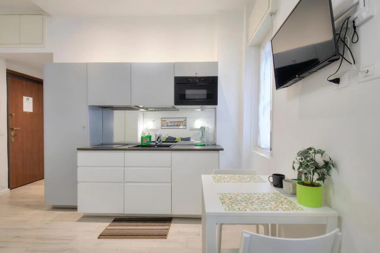 I Host Apartment - Cossa 19 Milan 0*,